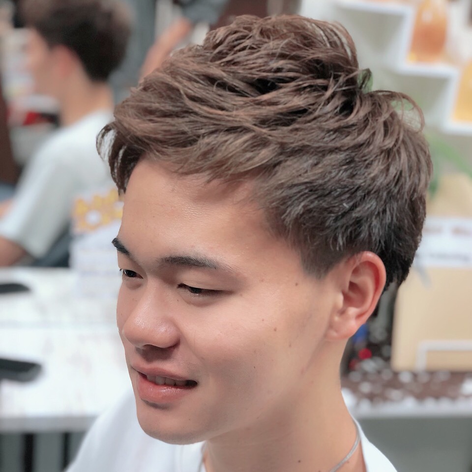 メンズヘア髪型