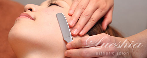 顔剃りシェービング